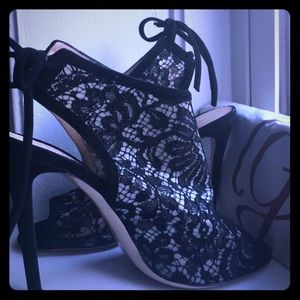 New 36.5 M.Gemi stiletto lace slides 7 / 6.5